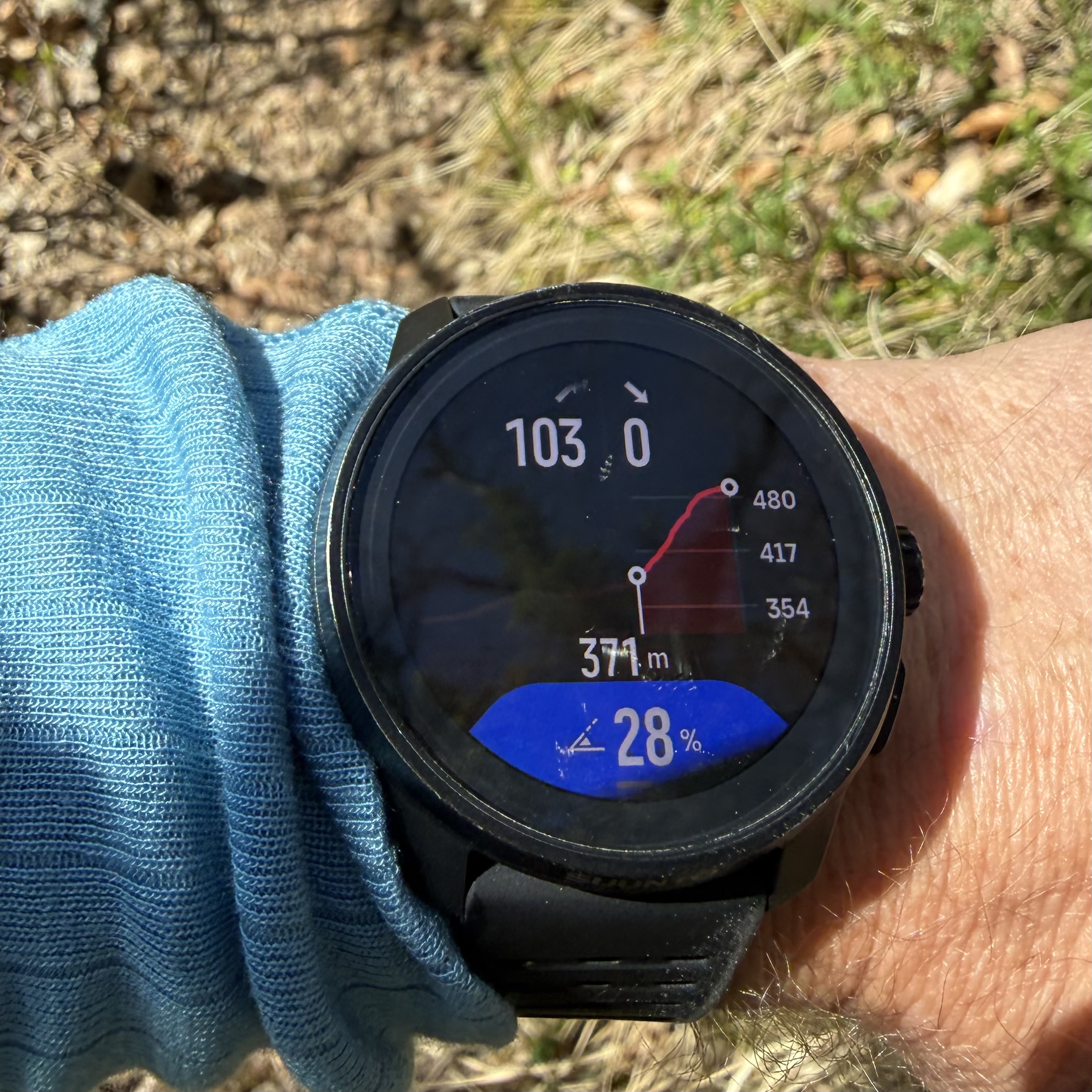 edit :
- let’s see battery consumption but using maps, touchscreen…7% for a 50min walk…
- altitude lines : new label not usable over 200m zoom when it’s steep : numbers are superposed, not readable ;; would be great that altitude display on lines could depend on main zoom : every 10m on 50m zoom, 20m on 100m…)
![IMG_0959.jpeg